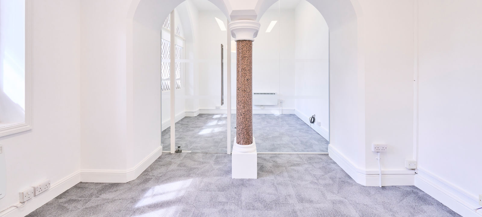 262a Fulham Rd, London - Image 1