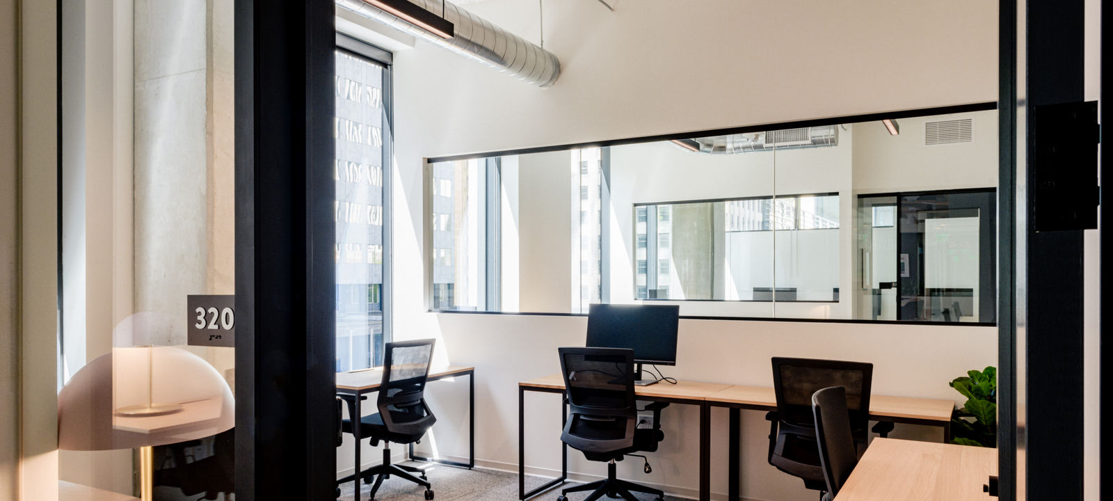 400 University St, Seattle - Image 1