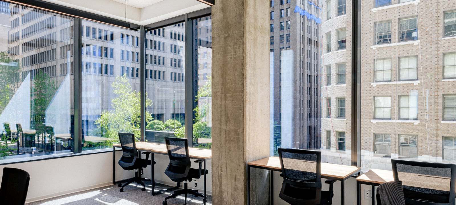 400 University St 400 University St, Seattle - Image 1