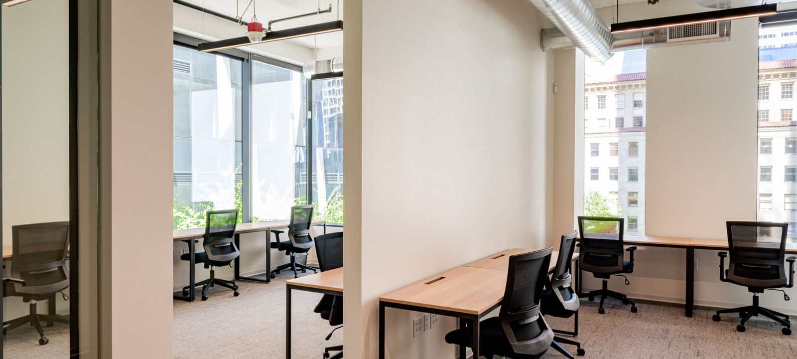 400 University St 400 University St, Seattle - Image 1