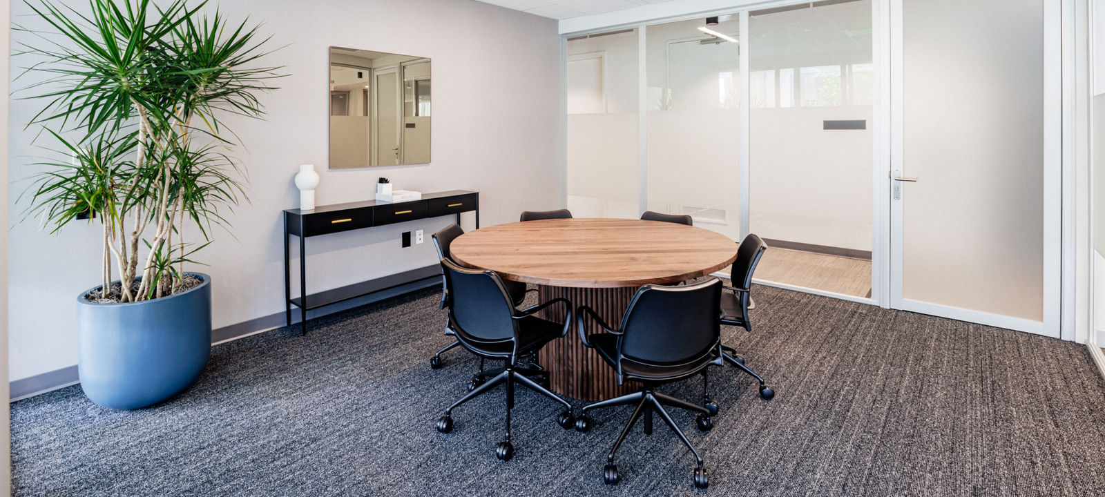 4500 East West Highway 4500 East West Highway, Bethesda - Image 1