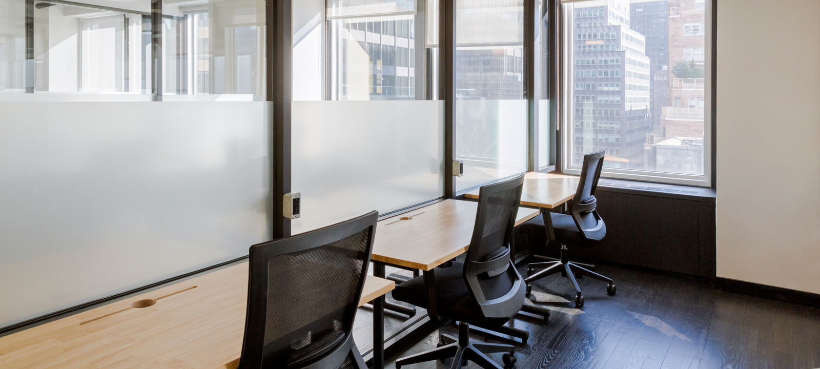 261 Madison Avenue, New York - Image 1