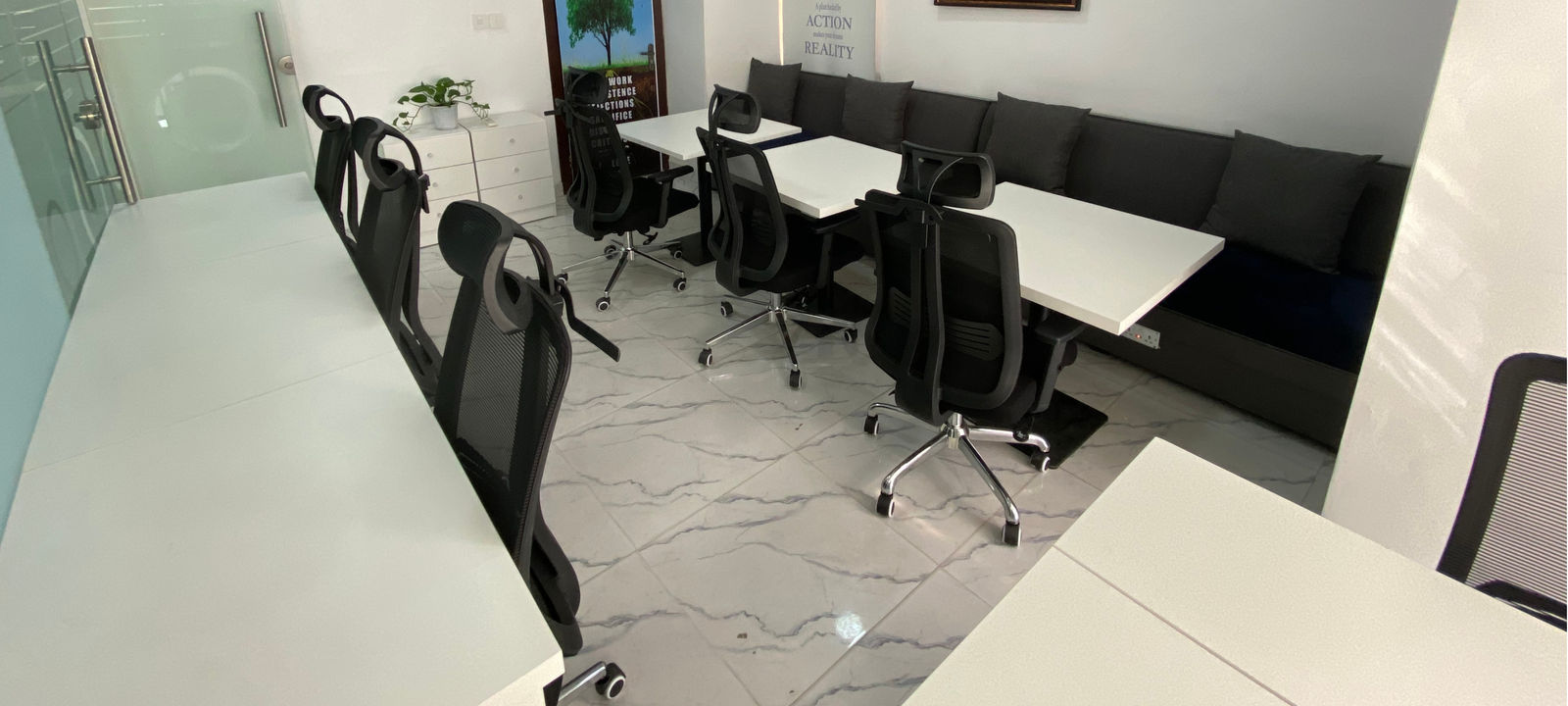 4c Idowu Martins, Victoria Island - Image 1