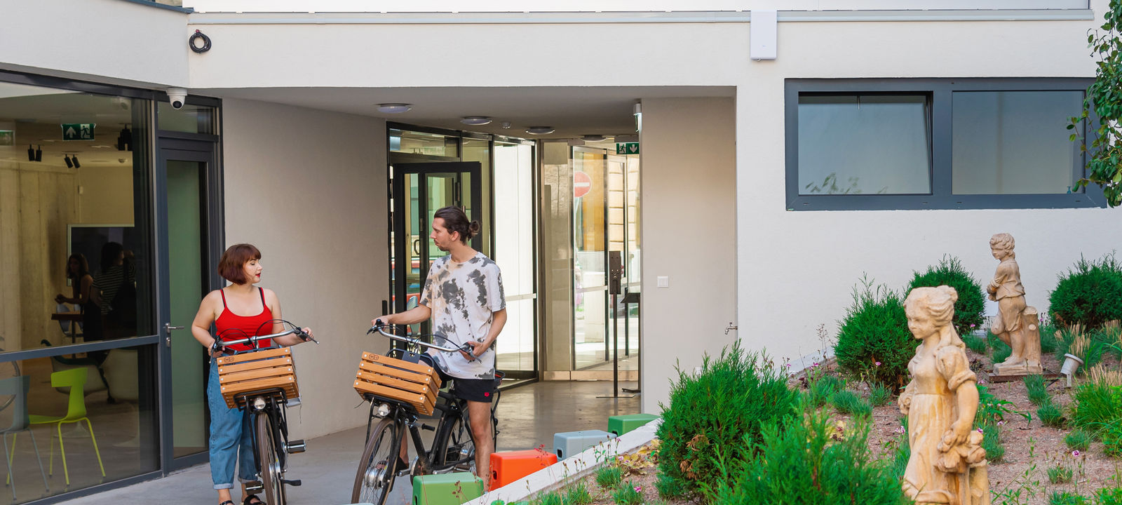 4 Salétrom Street, Budapest - Image 1