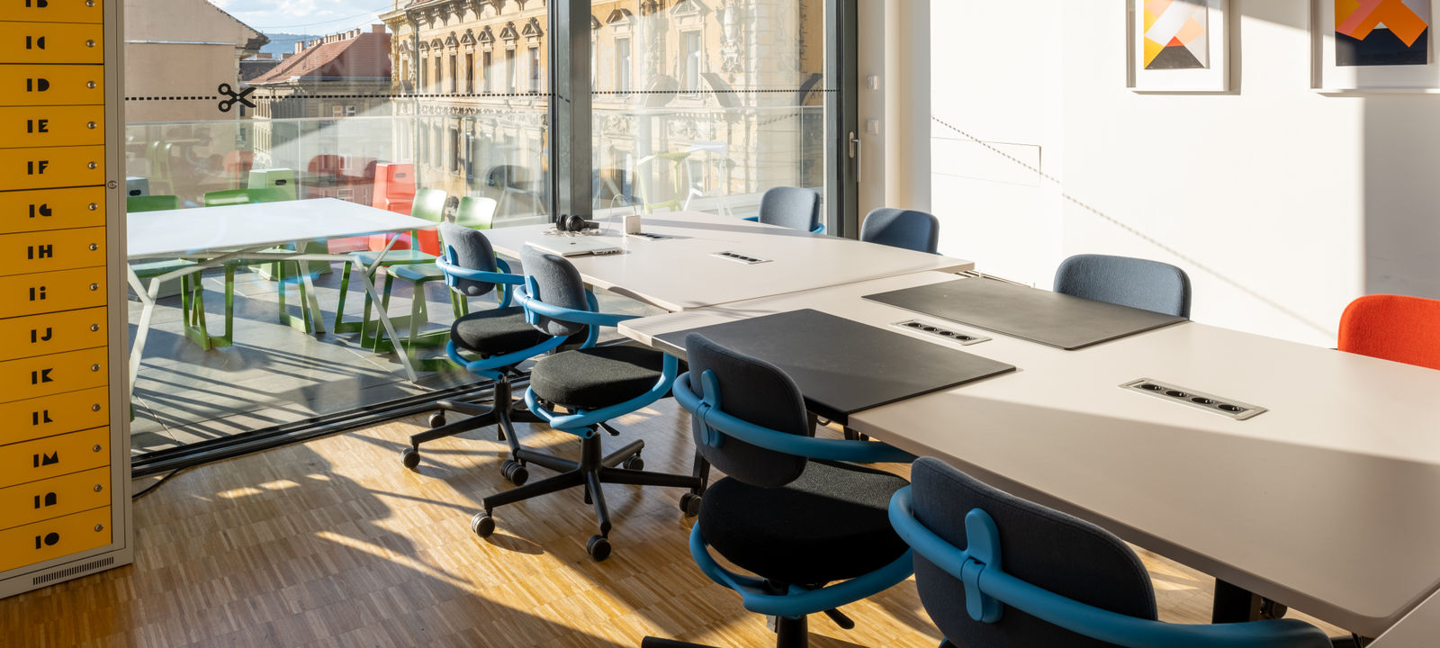 4 Salétrom Street, Budapest - Image 1