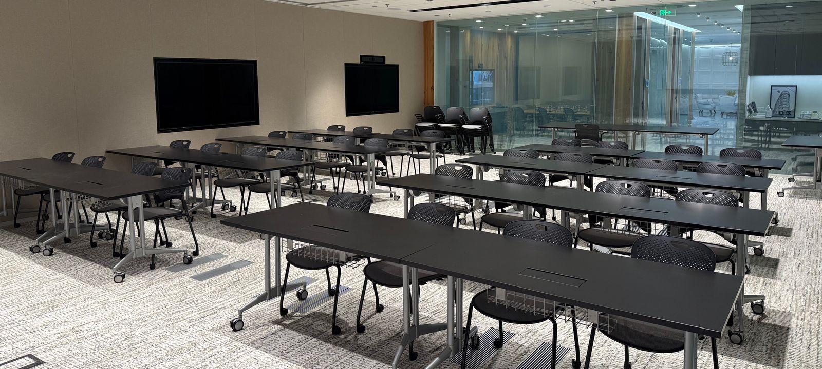 989 Changle Road, Xuhui District - Image 1