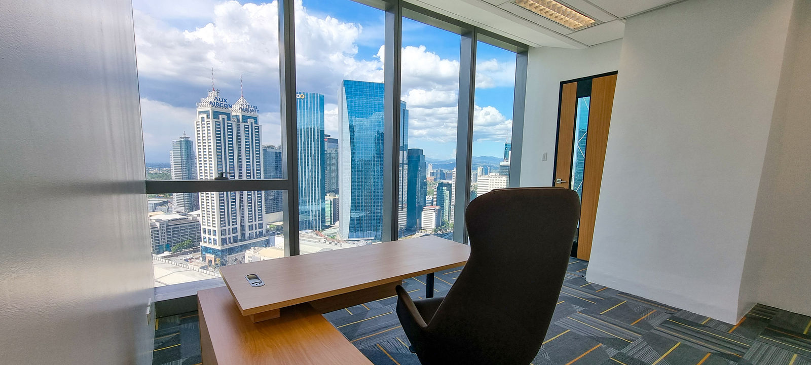 Edsa Ortigas Ortigas Center, Mandaluyong - Image 1