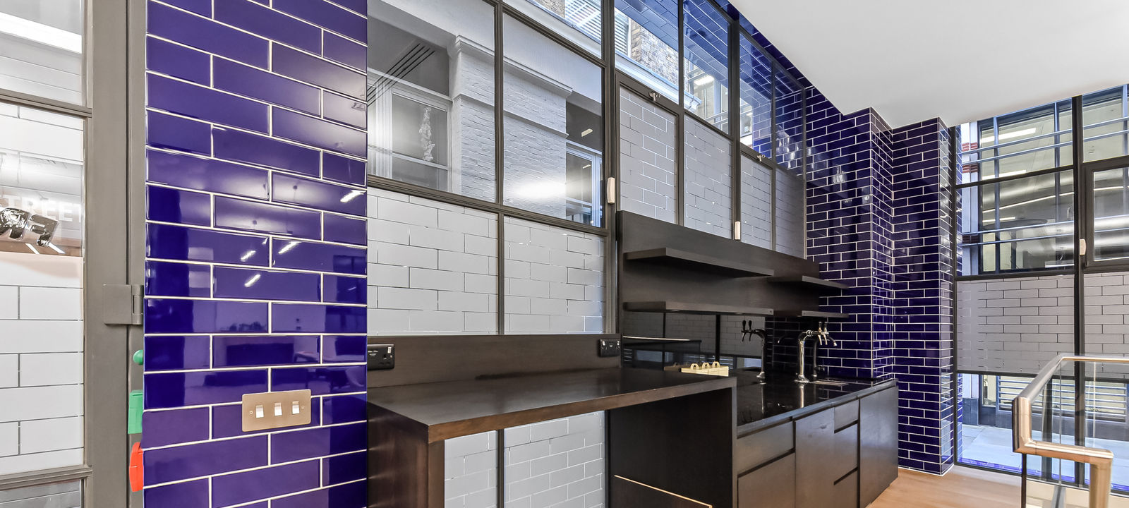 5 Ireland Yard, London - Image 1