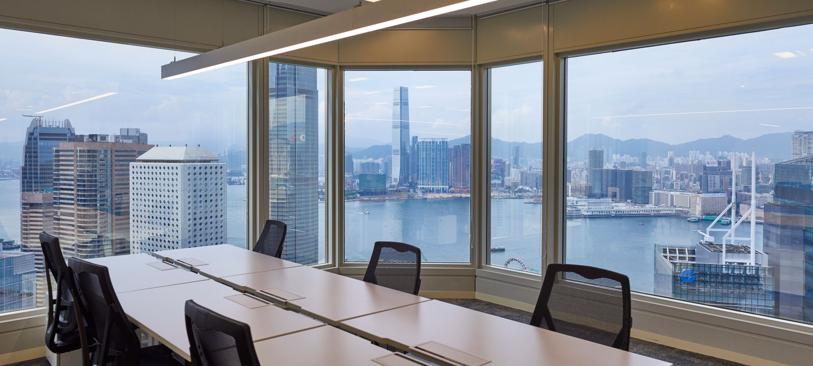 2 Queen's Road Central, Central - Image 1