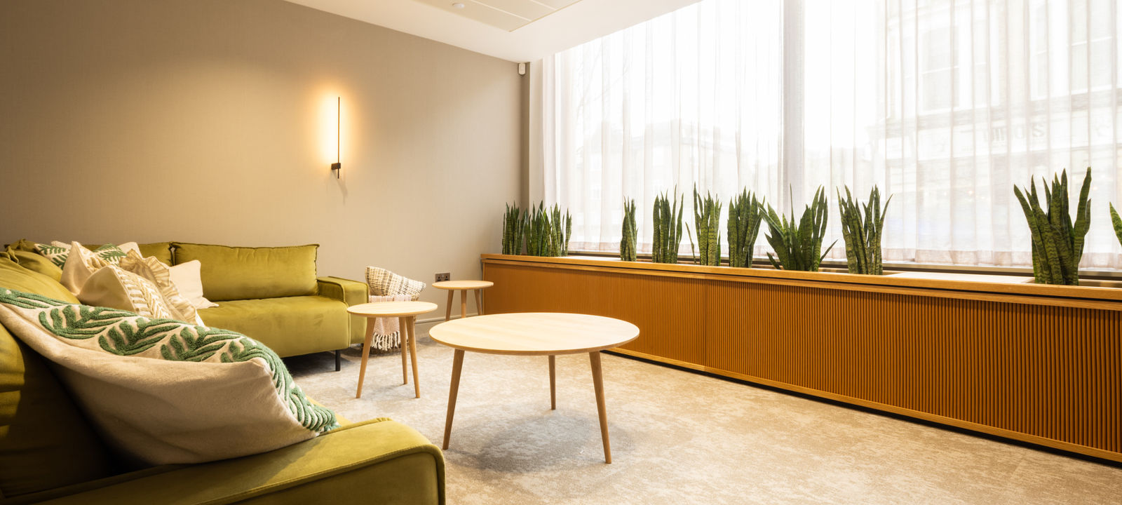 Station Bridge, Harrogate - Image 1