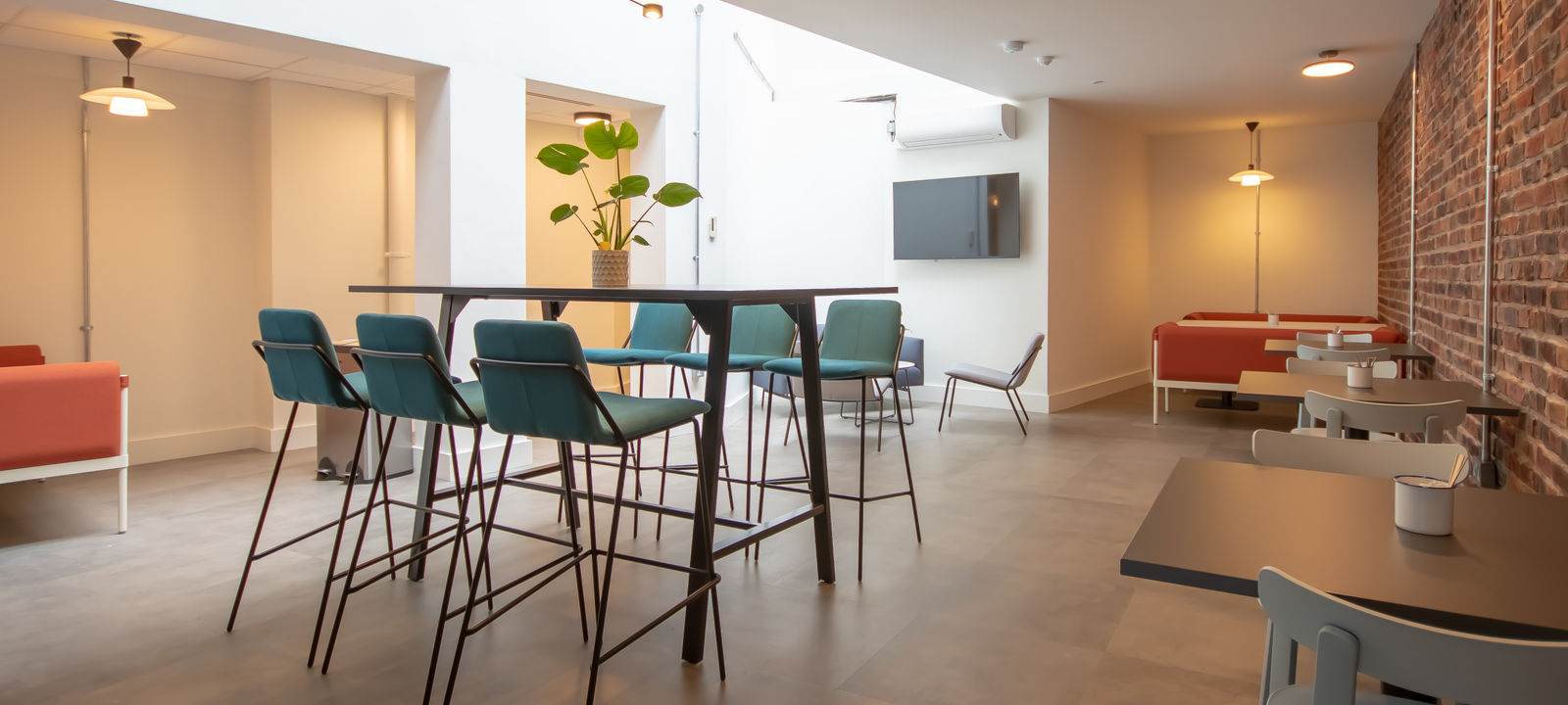 156 Blackfriars Rd, Blackfriars - Image 1