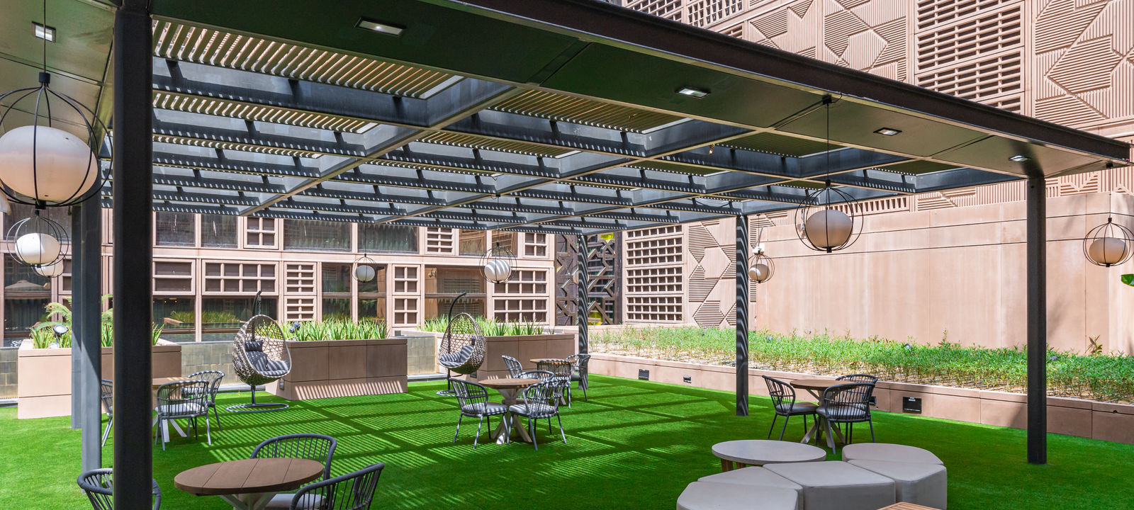 World Trade Centre, Al Danah - Image 1