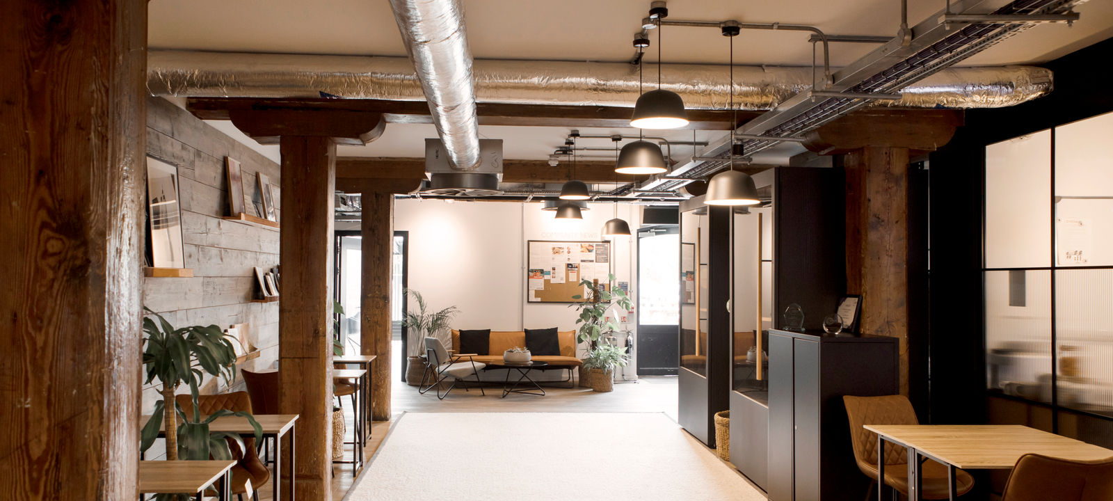 84 Commercial St, Leith - Image 1