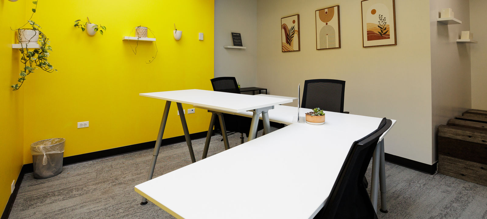 1495 Canyon Boulevard, Boulder - Image 1