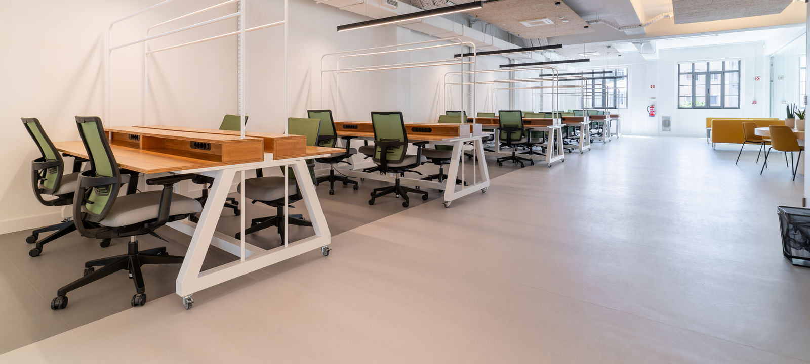 45 Rua Do Centro Cultural, Lisboa - Image 1