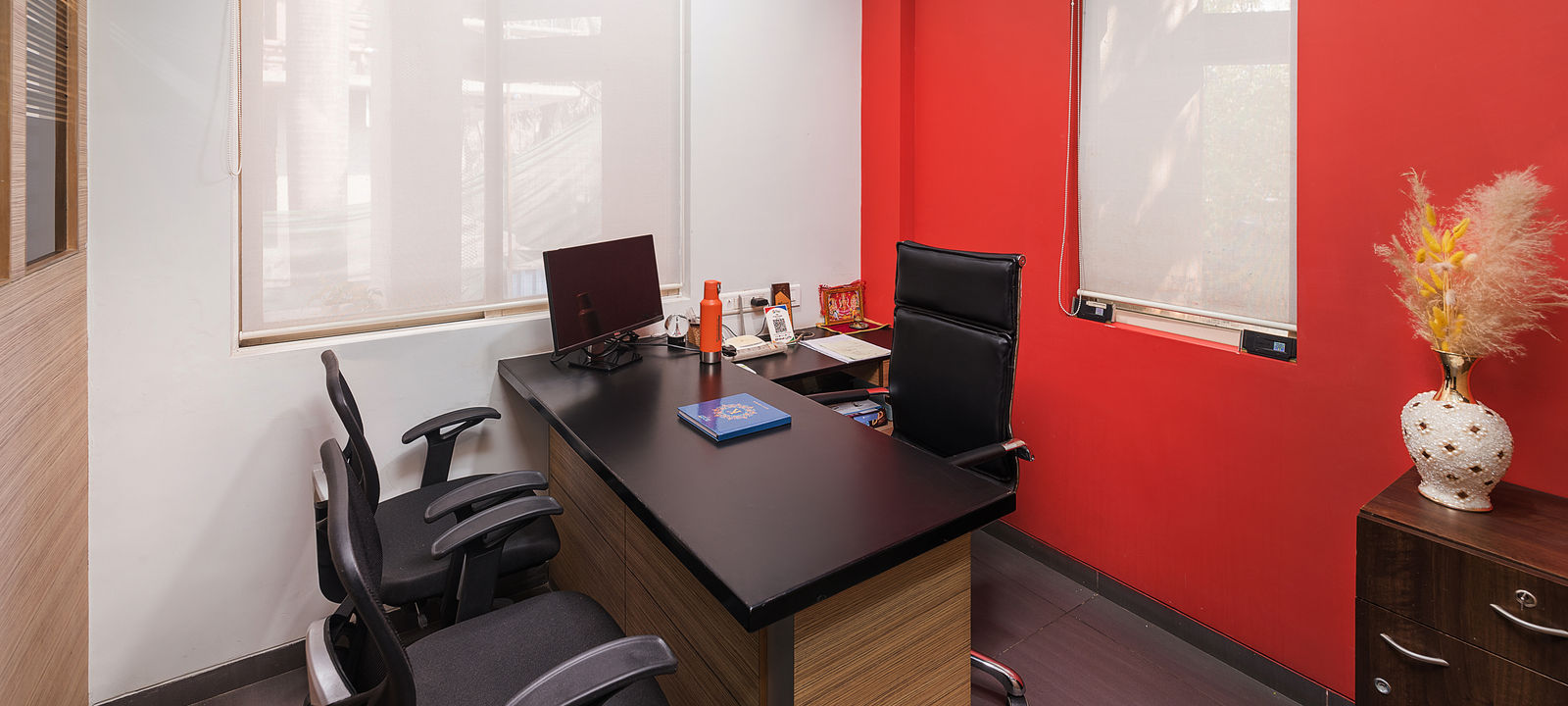 Sion Trombay Road, Mumbai - Image 1