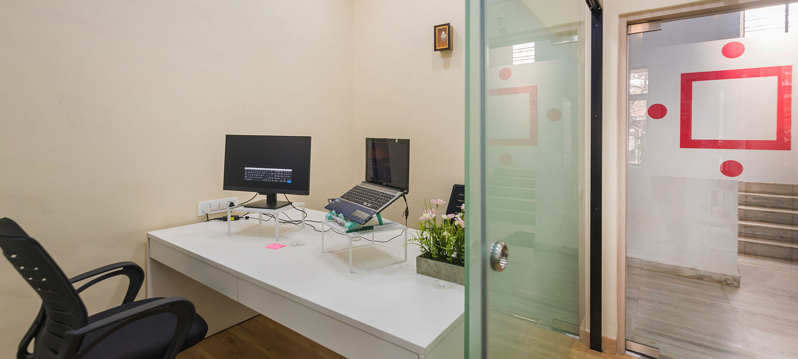 Sion Trombay Road, Mumbai - Image 1