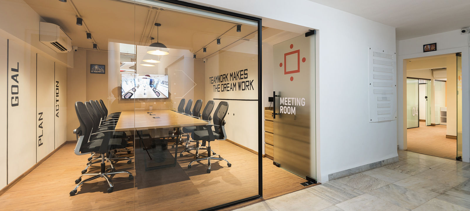 Sion Trombay Road, Mumbai - Image 1