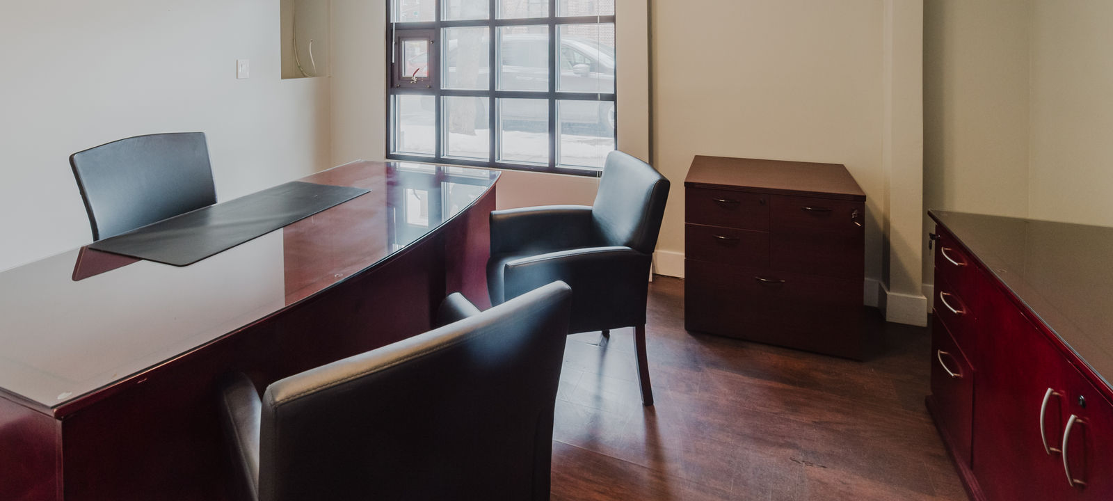 98-22 Metropolitan Avenue, Forest Hills - Image 1