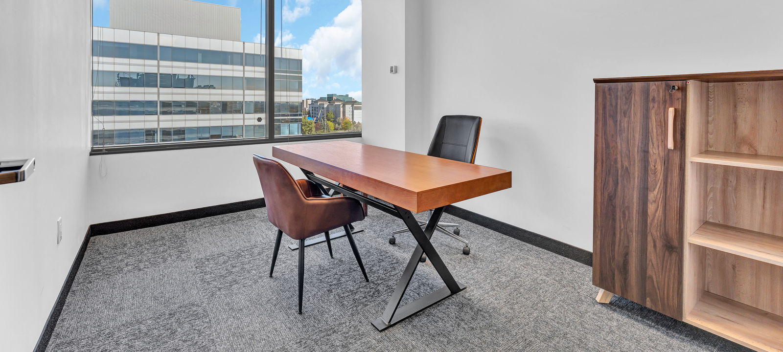 55 Commerce Valley Drive West, Markham - Image 1