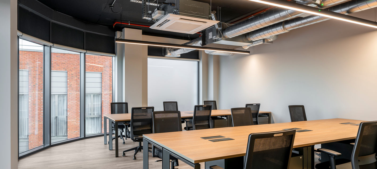 Victoria St Jubilee Square, St Albans - Image 1