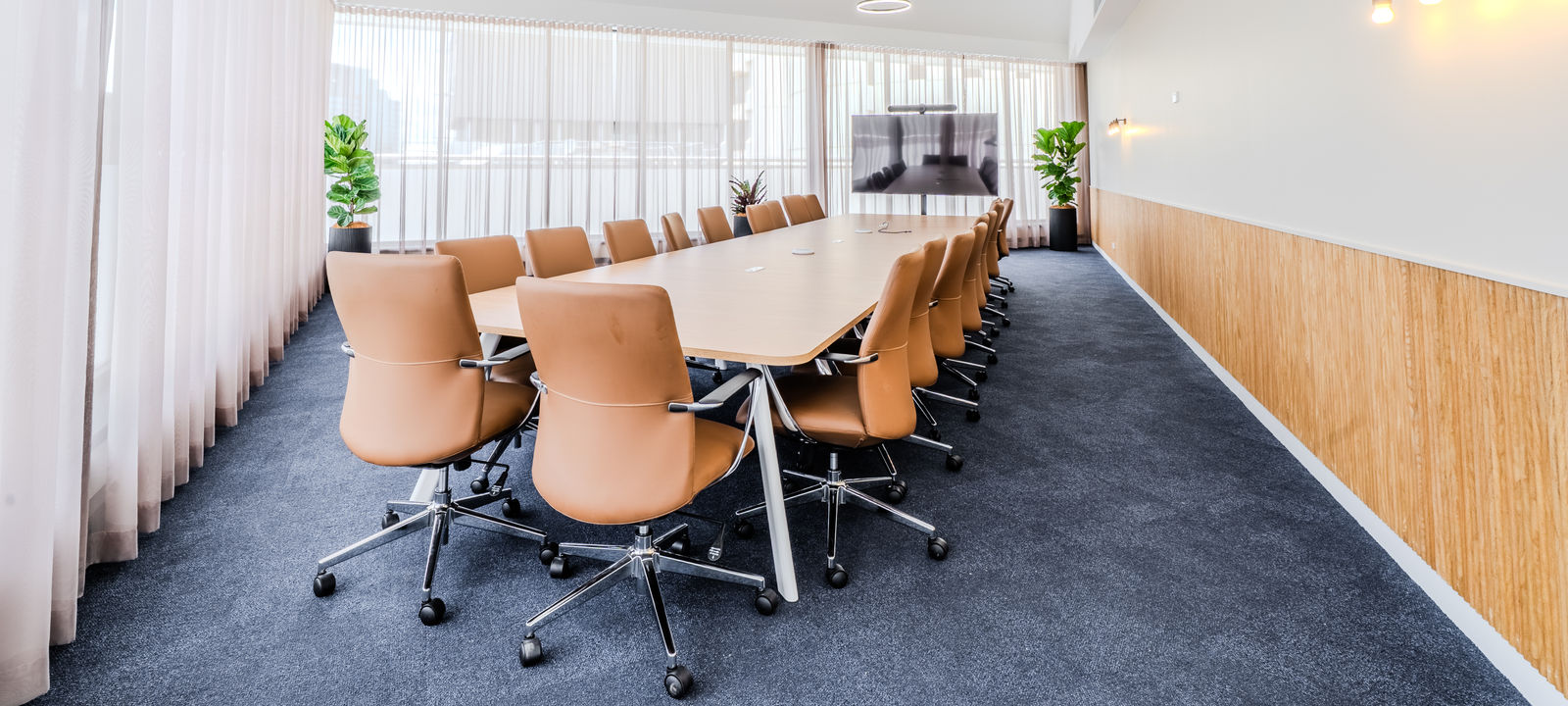 215 Adelaide Street, Brisbane City - Image 1