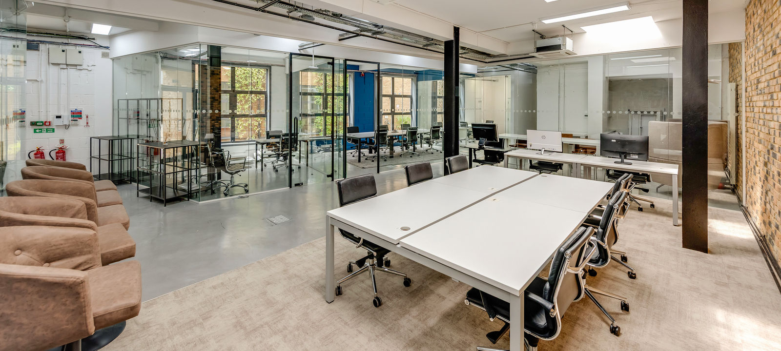 Blok100 100 Villiers Rd, London - Image 1