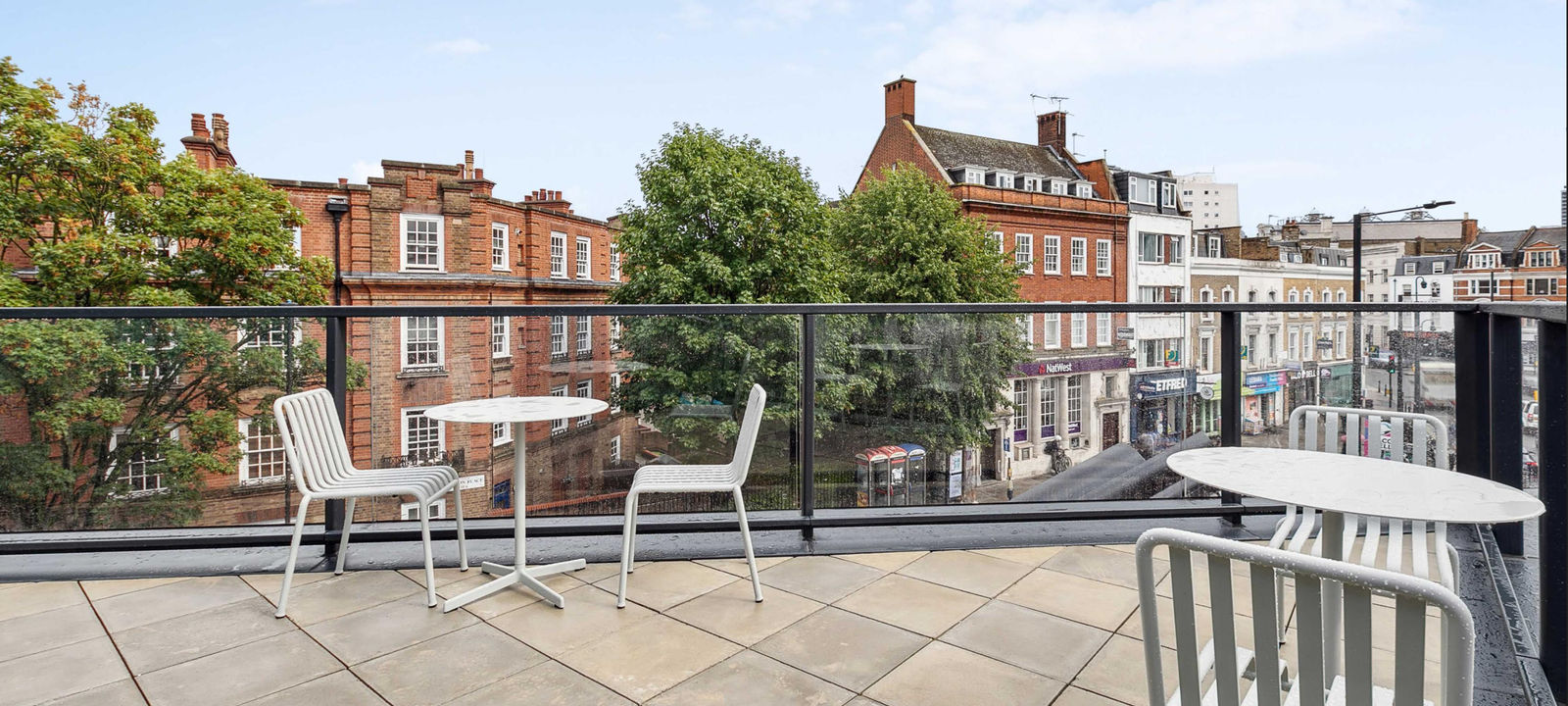 20 Fulham Broadway, Greater London - Image 1