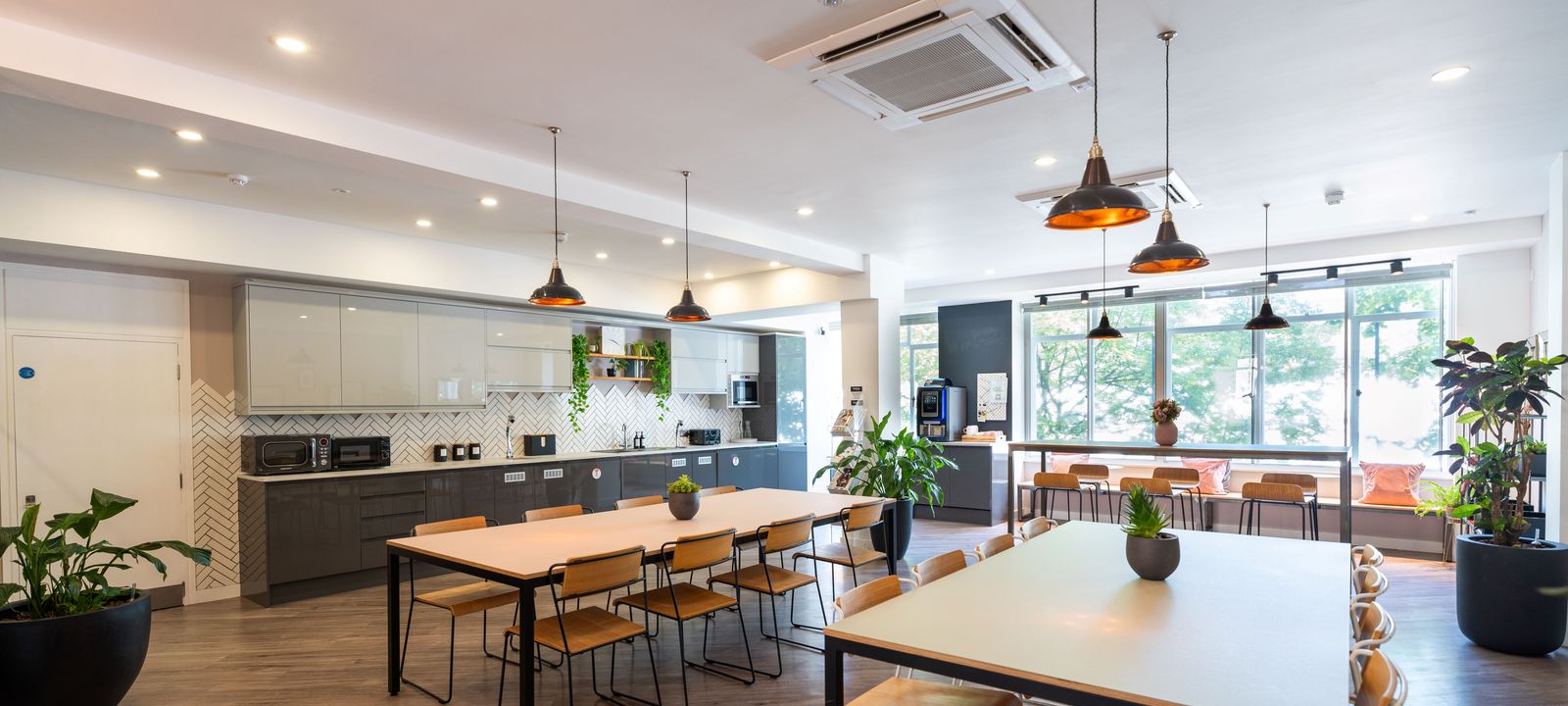 14-20 Chiswell St, London - Image 1