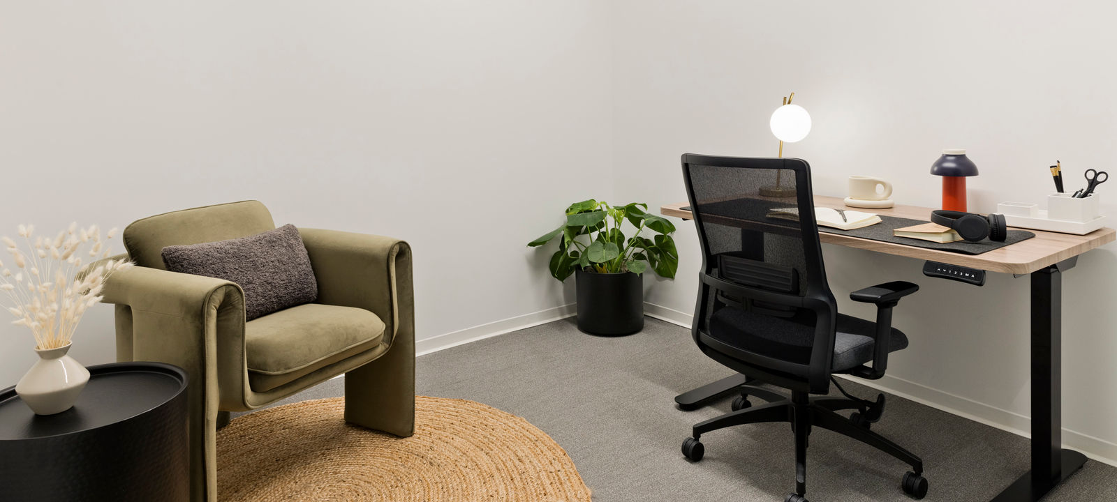 30-10 41 Avenue 30-10 41 Avenue, Long Island City - Image 1