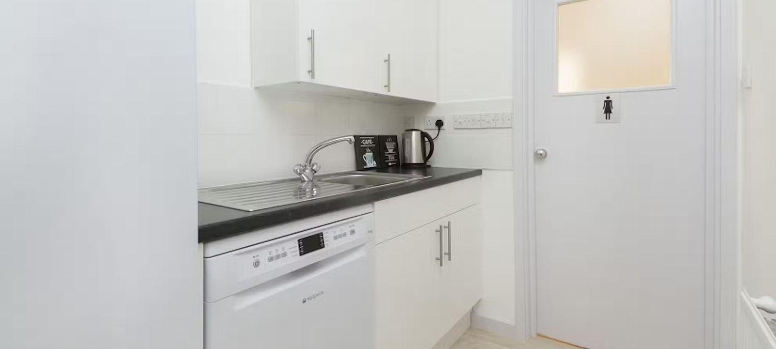 192-196 Campden Hill Road, Notting Hill Gate - Image 1