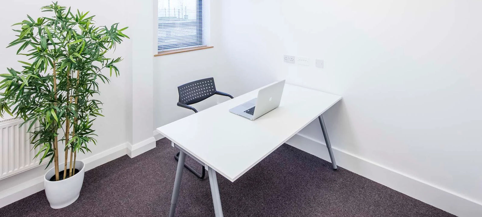 15 Neptune Court, Vanguard Way - Image 1