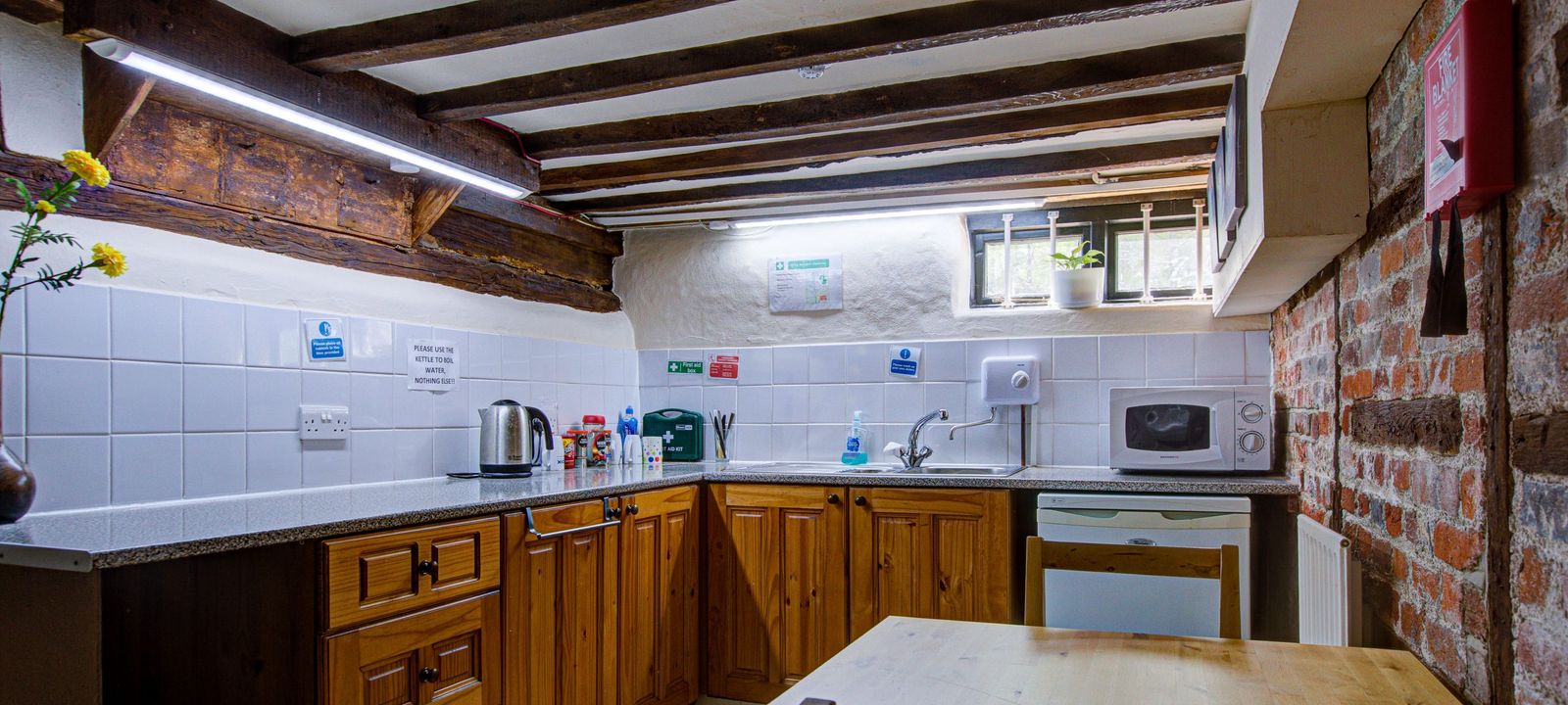 Cornerhall, Hemel Hempstead Herts - Image 1