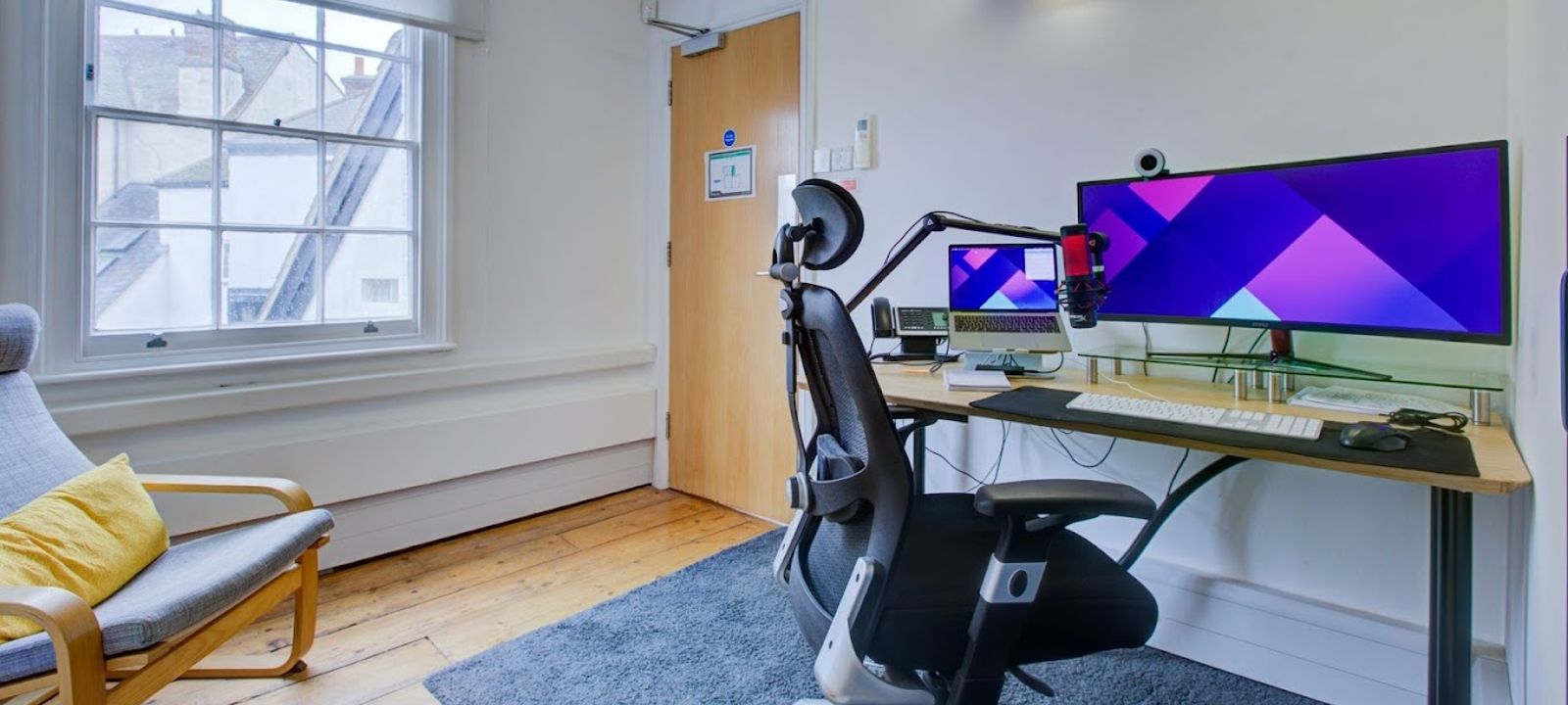 20 Broad Street, Wokingham Berkshire - Image 1