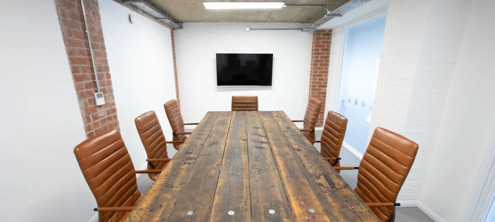 470 Bath Road, Bristol - Image 1