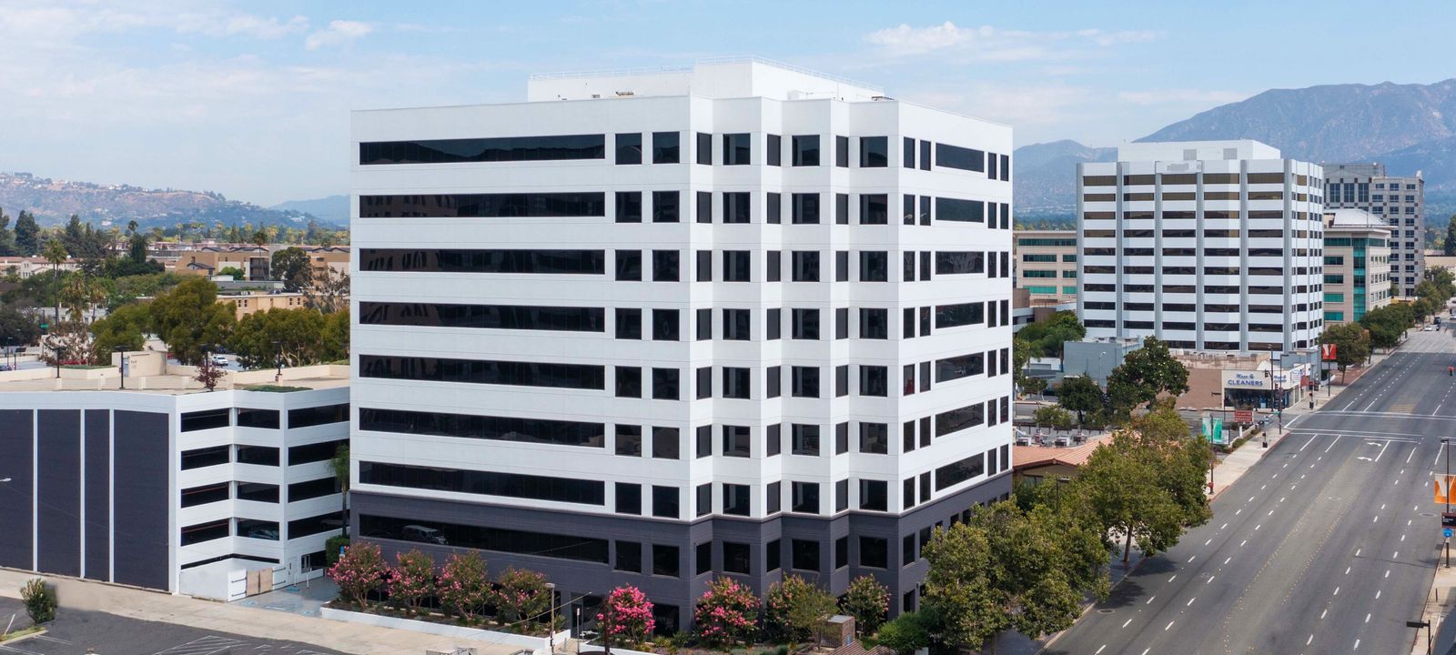 35 North Lake Avenue, Pasadena - Image 1