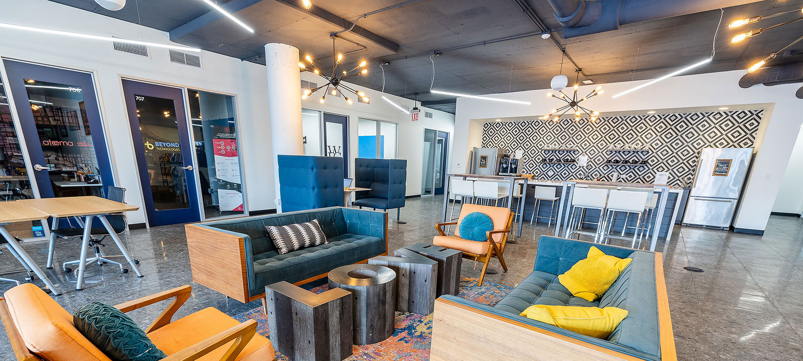 405 W Superior St, Chicago - Image 1