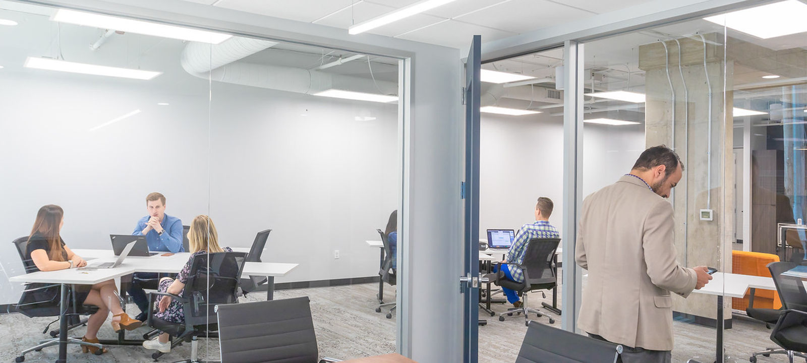 405 W Superior St, Chicago - Image 1