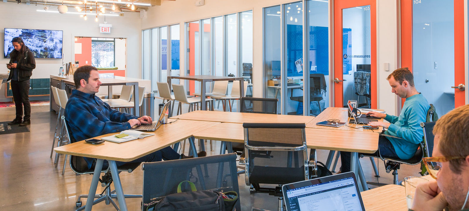 1495 Canyon Blvd, Boulder - Image 1