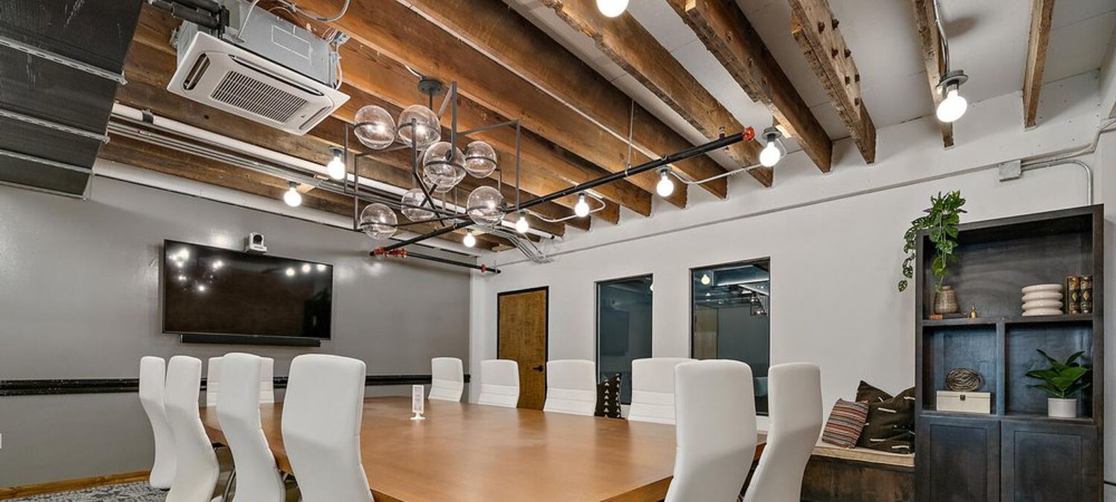 510 Austin Ave, Waco - Image 1