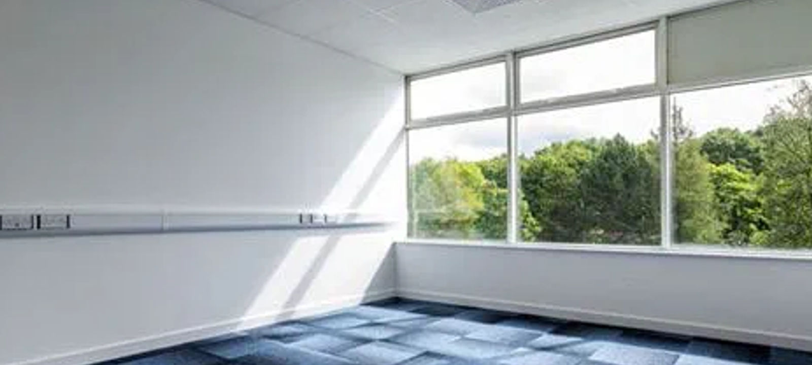 372 Ealing Road, Alperton - Image 1