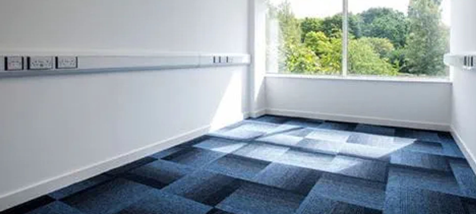 372 Ealing Road, Alperton - Image 1