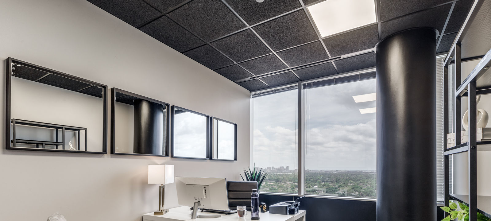 24 Greenway Plaza, Houston - Image 1