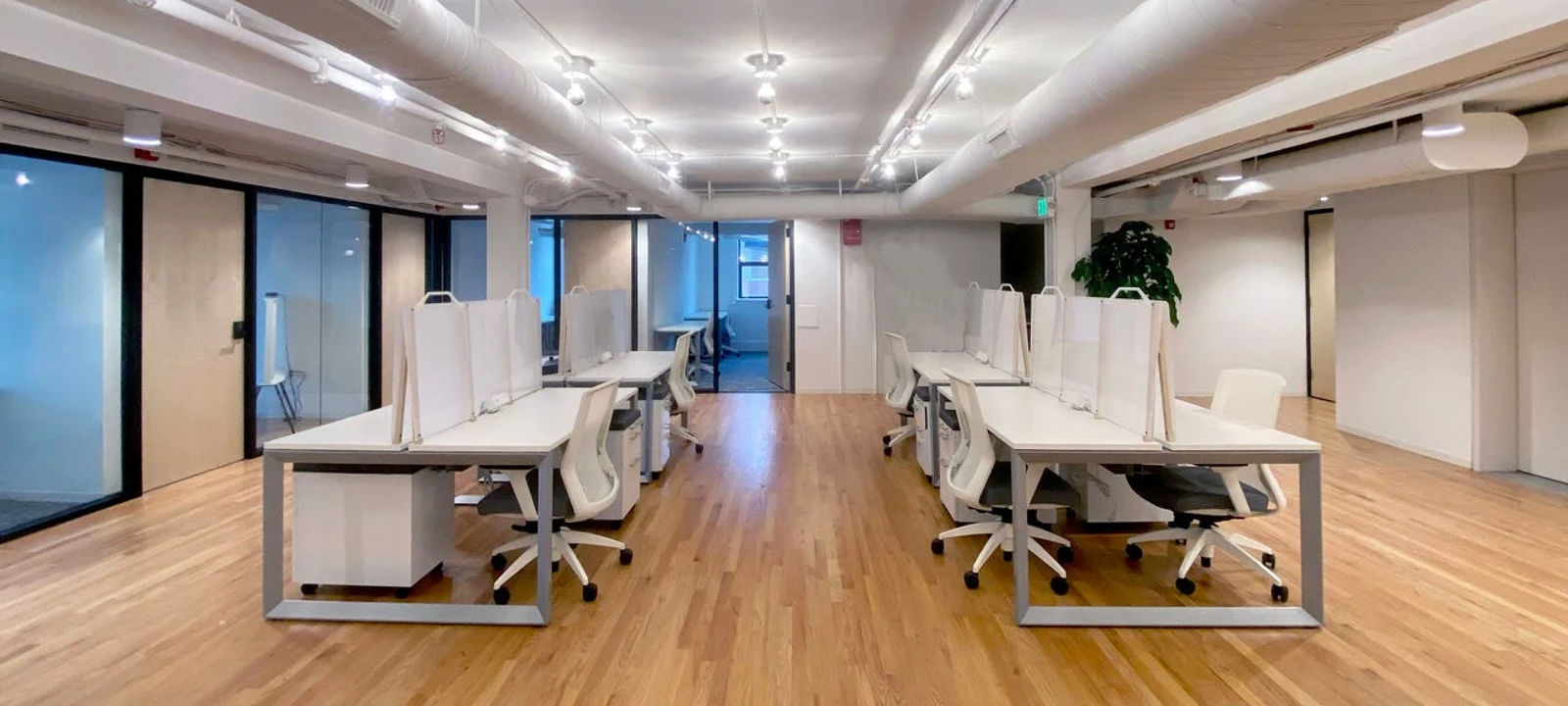 220 S Main St, Royal Oak - Image 1