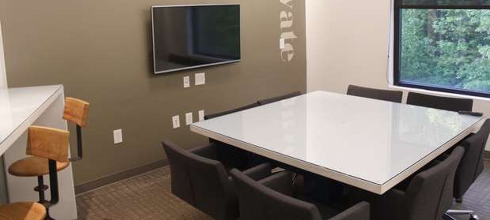 5815 Windward Pkwy, Alpharetta - Image 1