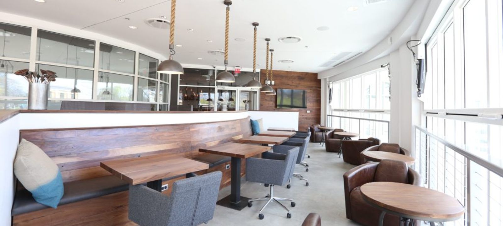 3365 Piedmont Rd Ne, Atlanta - Image 1