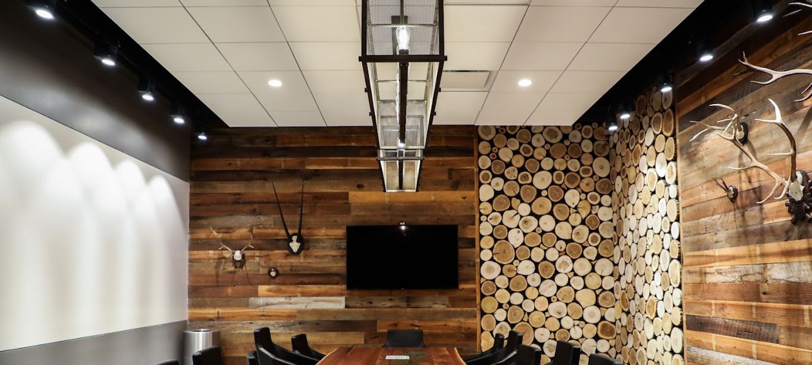 3535 Peachtree Road Ne, Atlanta - Image 1