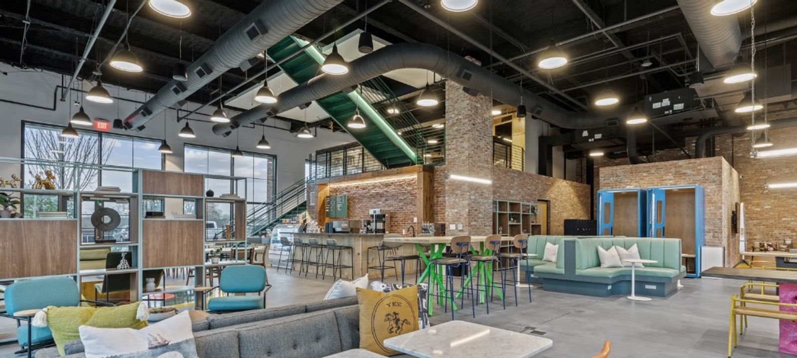 Two-Ten Building - Image 1