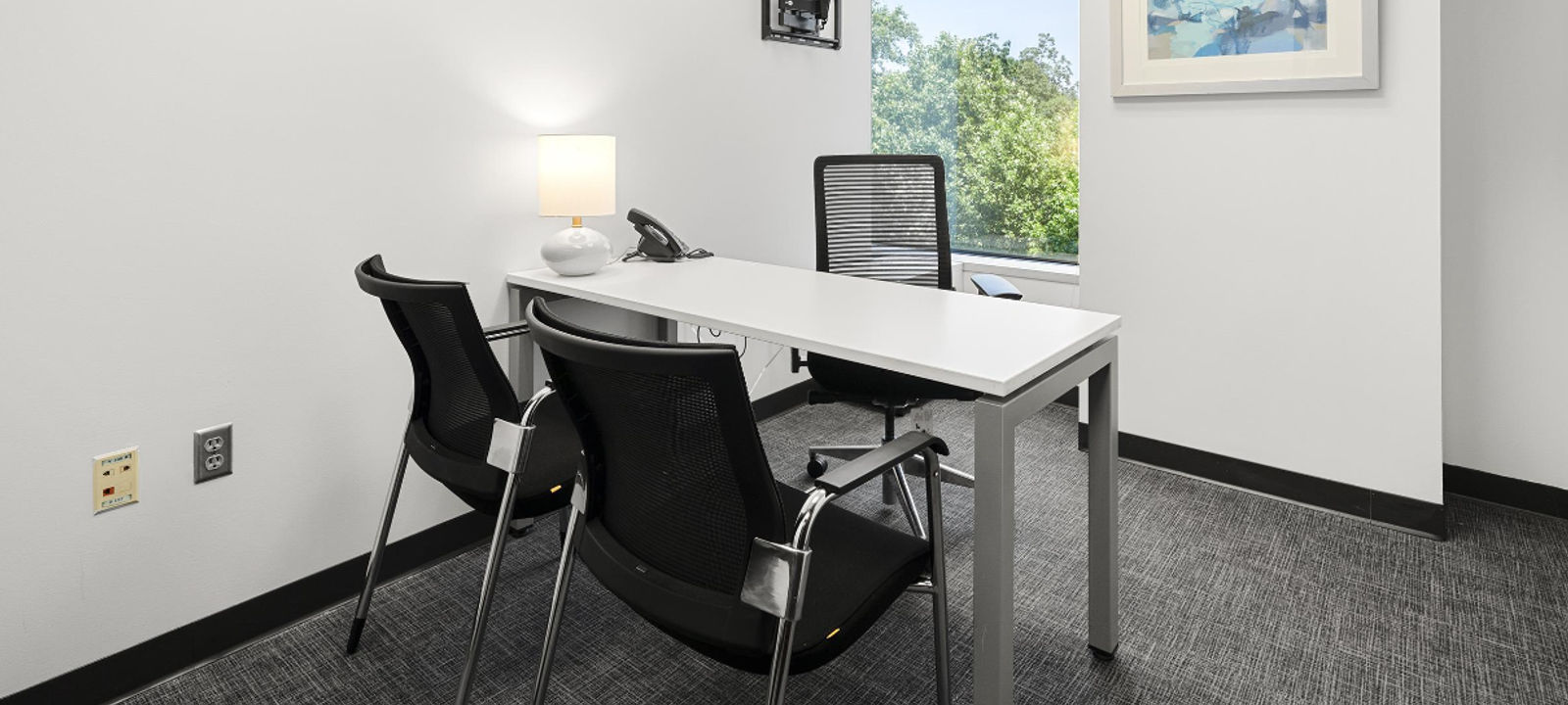 1050 Crown Pointe Parkway, Atlanta - Image 1