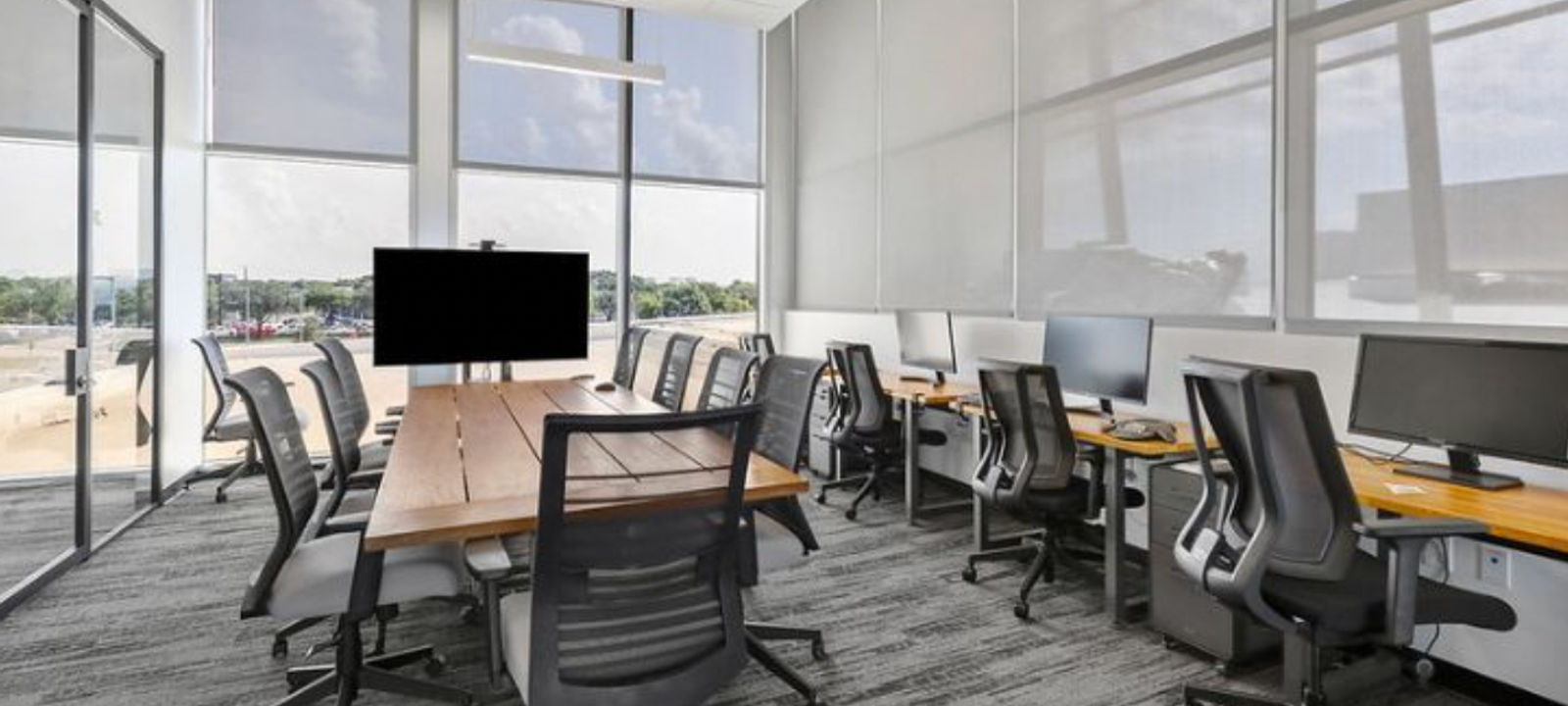 7701 Lemmon Ave, Dallas - Image 1